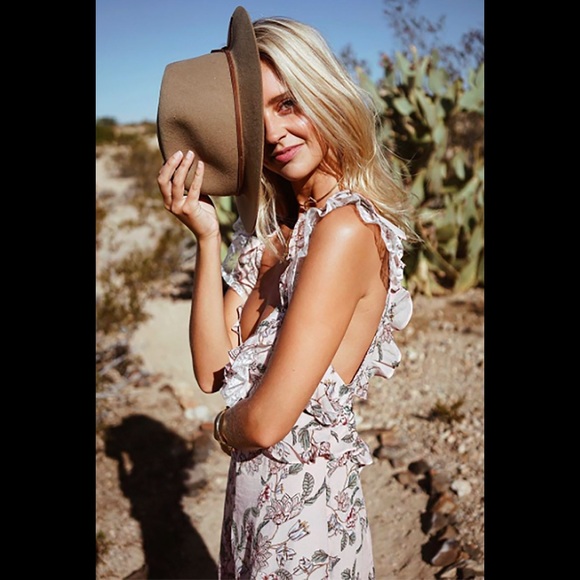 ISO bee balm romper for move & lemons